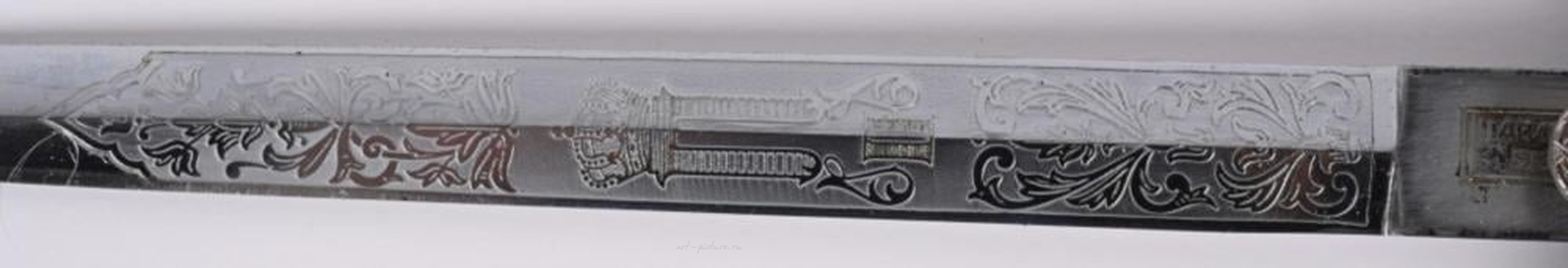 维也纳皇家瓷器 , 二战纳粹德国军官匕首WW2