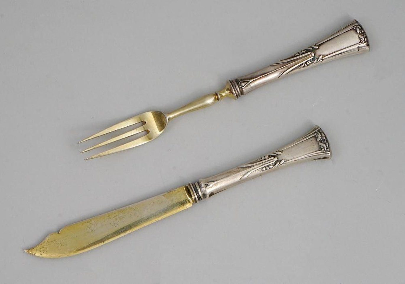 Русское серебро , Русский серебряный сервировочный набор с позолотой в оригинальном футляре