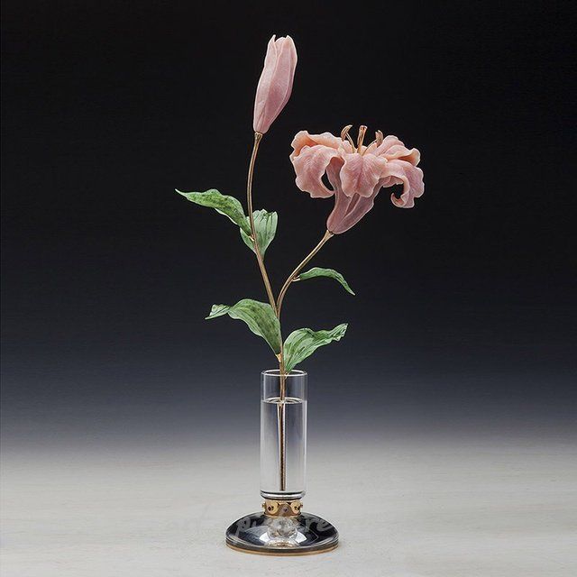 Розовая лилия. Камнерезная флористика