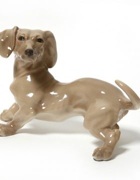 купить Фарфоровая статуэтка "Такса". Bing & Grondahl.