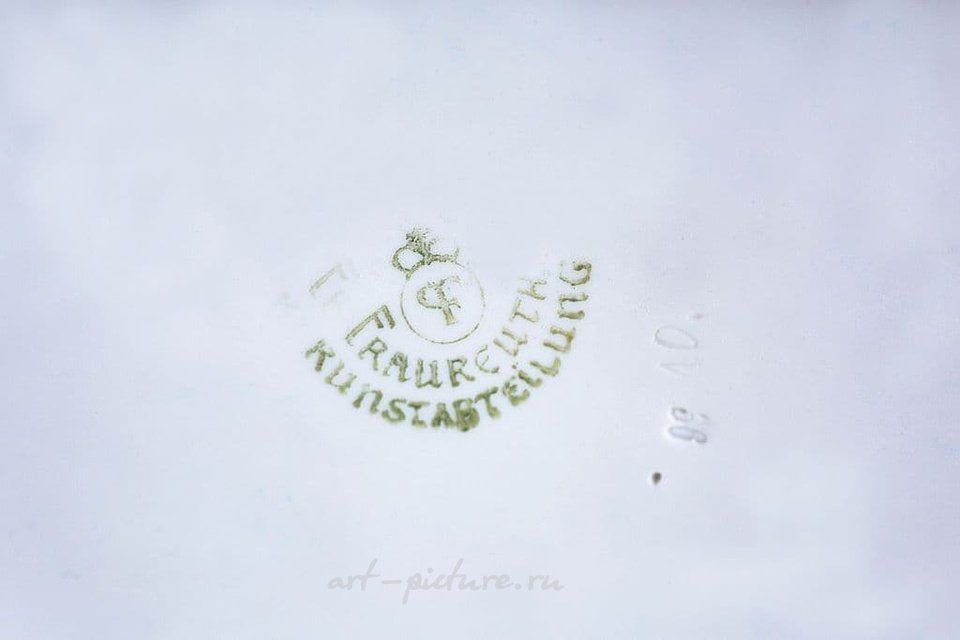 Статуэтка Такса на пьедестале Porzellanfabrik Fraureuth AG Фрауройт 1919 год