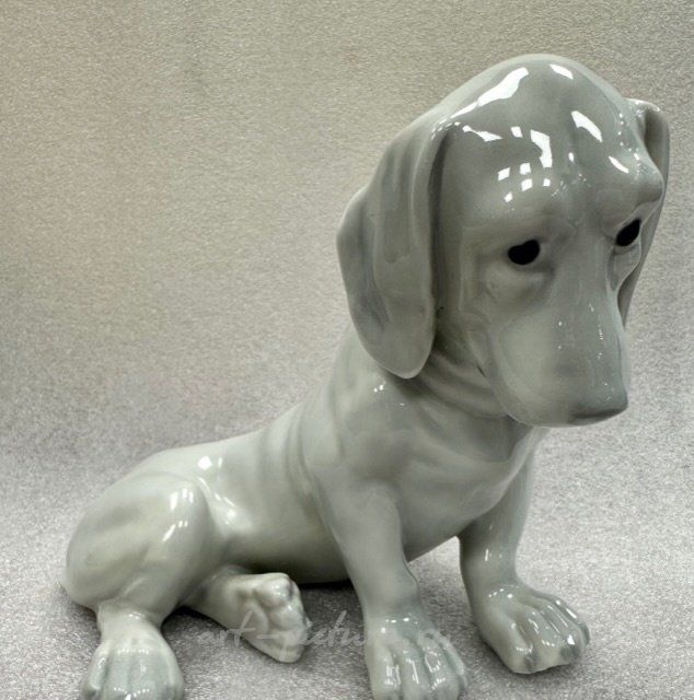 Грустная собака, HEUBACH, ГЕРМАНИЯ