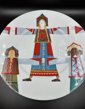 购买 盘子，民族服装，手工绘制，银色涅娃，奥尔加，首席艺术家。