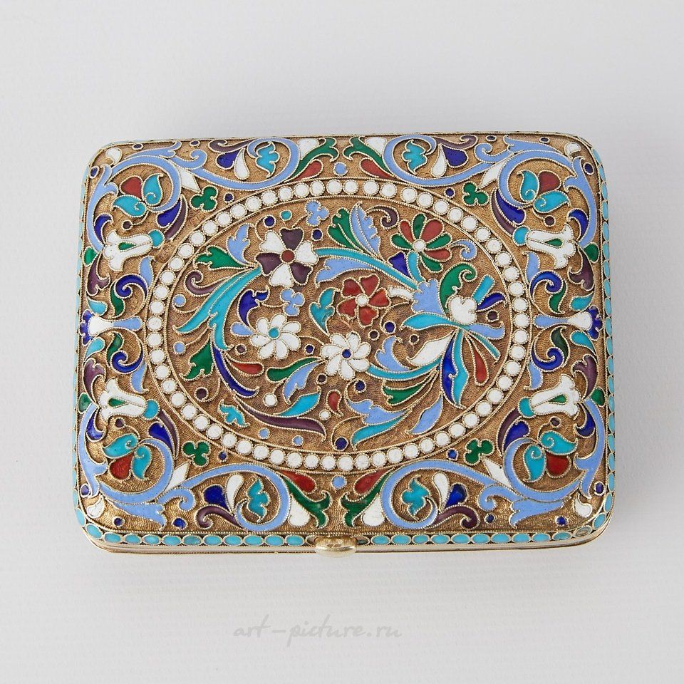 Русское серебро , Серебряный эмалированный сигаретный кейс русского производства 1898-1908 гг.