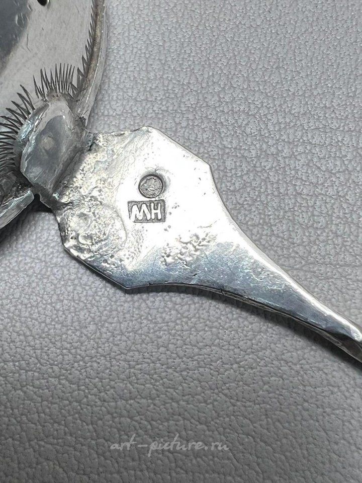 Русское серебро , Два императорских русских серебряных дуршлага