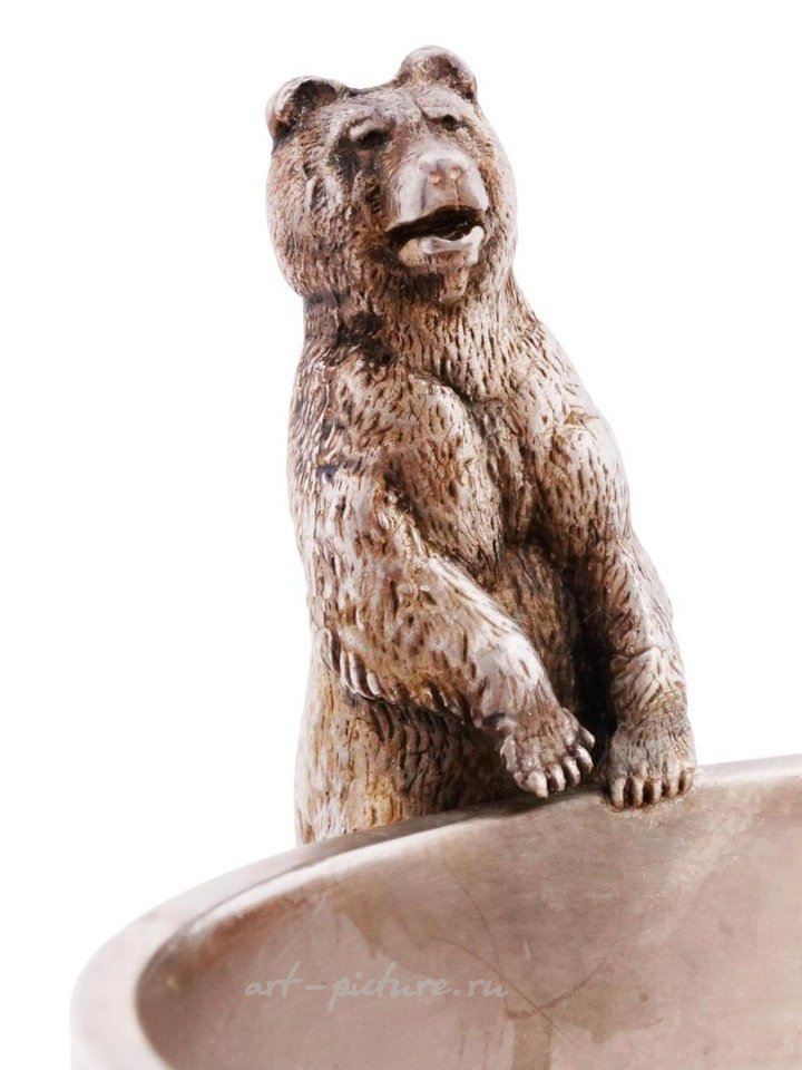 Русское серебро , Антикварная русская серебряная чашка с ручкой в виде медведя Фаберже