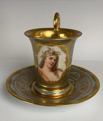 Royal Vienna,  {obj.name}}