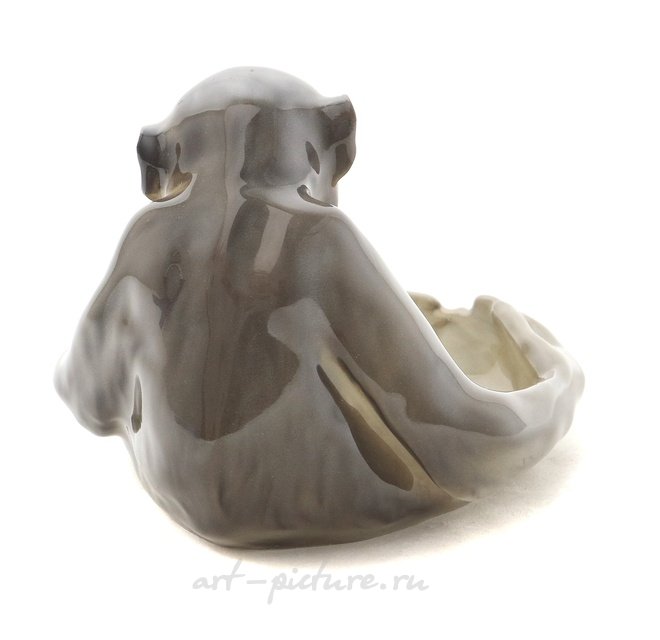 Фарфоровая ваза с обезьяной. Rorstrand, 1926 год.