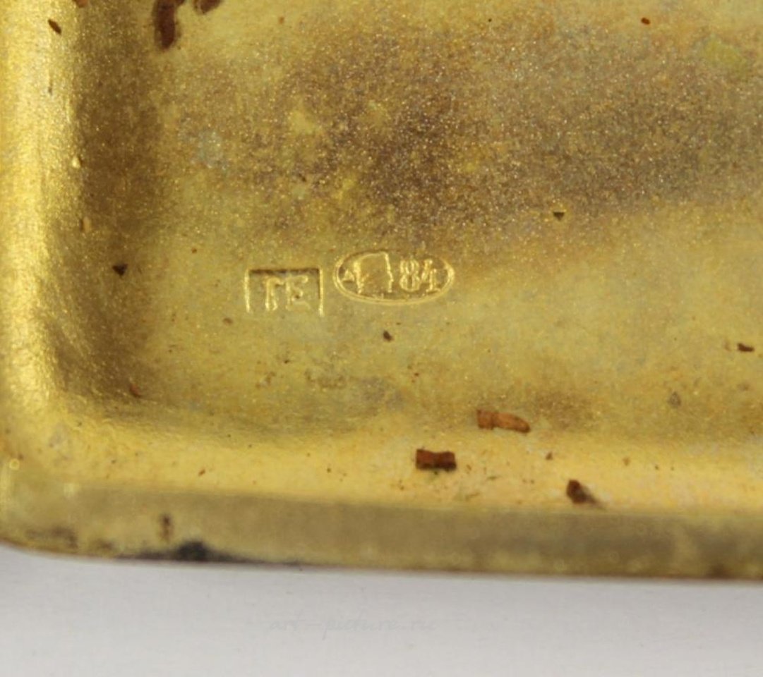 Russian silver , Russian Silver (84 Zolotnik - 0.875) Cigarette Case with Gar...