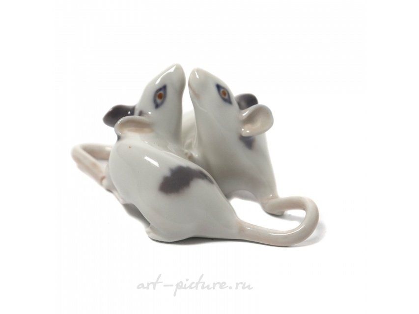 Фарфоровая статуэтка "Пара мышей" Royal Copenhagen, до 1923 года.