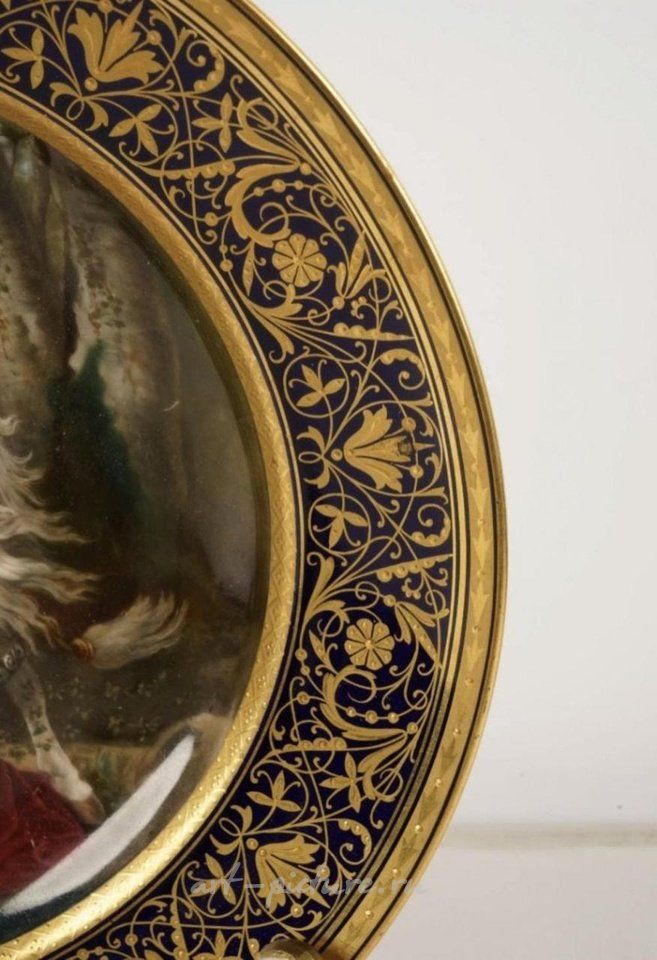Royal Vienna , Фарфоровая тарелка "Королевский Вена" 19 века, размер 9 дюймов. Подглазурная марка улея. Оценка: $1.000-1.200.