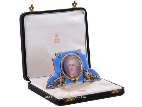 Русское серебро, Русская серебряная рамка для фотографии с позолотой и эмалью