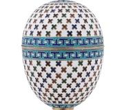 Русское серебряное яйцо с эмалью плике-а-жур и иконой