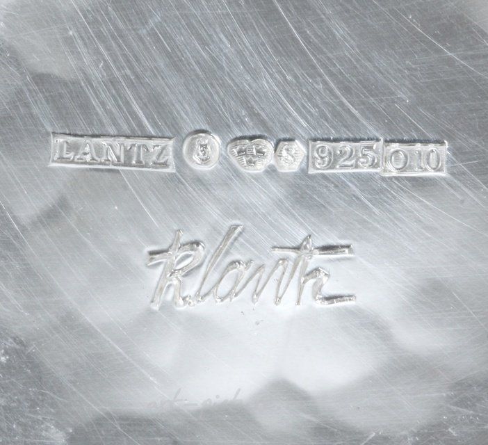 Серебряная дизайнерская ваза (миска). Швеция, 1988 год Дизайнер Roland Lantz (Роланд Ланц).