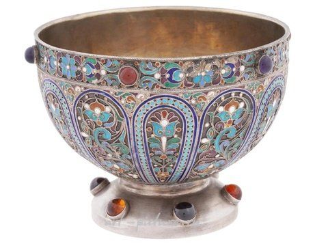 Русское серебро, Русская серебряная чаша с позолотой и эмалью