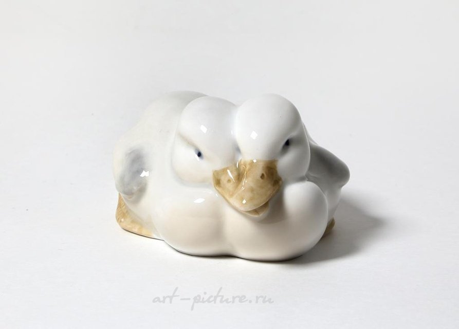 Пара утят. Дания, г. Копенгаген, Royal Copenhagen