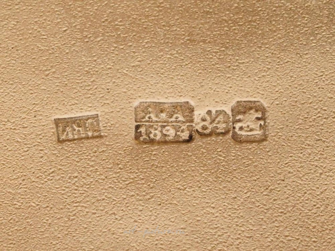 Русское серебро , Русский серебряный, золотой и эмалевый сигаретный футляр